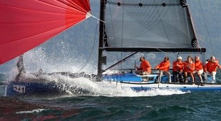 Ice Yachts ICE 33