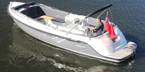 Interboat intender 780