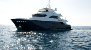Jade Yachts 95