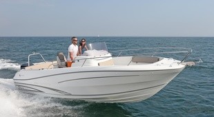 Jeanneau Cap Camarat 7.5 CC Serie 2