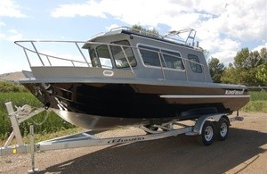 KingFisher 2425 Offshore