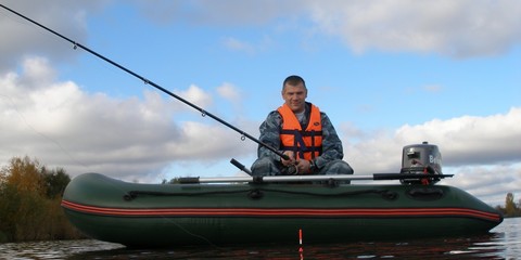 Mnev and K Kombat Korsar CMB-330Е