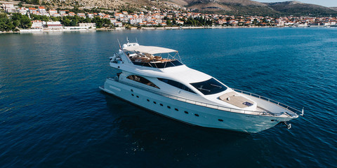 Amer Yachts LADY LONA