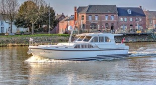 Linssen Grand Sturdy 470 Sedan Wheelhouse