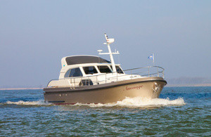 Linssen Range Cruiser 430 Sedan Variotop