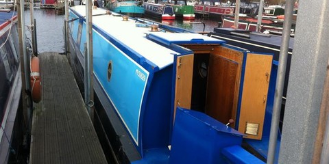 Liverpool boats isuzu
engine