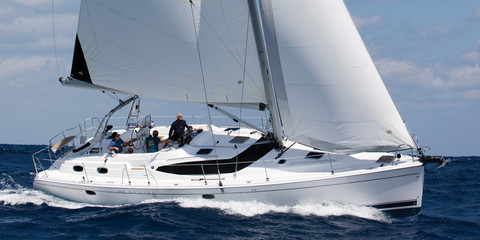 Marlow-Hunter 50 Center Cockpit