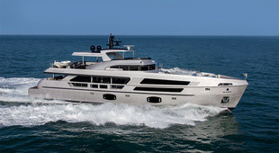 MCP Yachts 106 LE