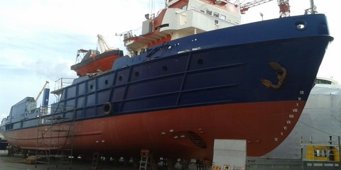 Offshore supply vessel