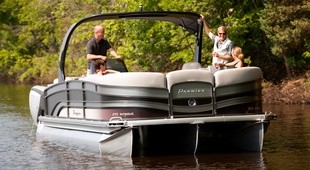 Premier Pontoons Intrigue RF