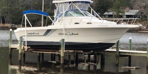 Pro-line 2950 mid cabin