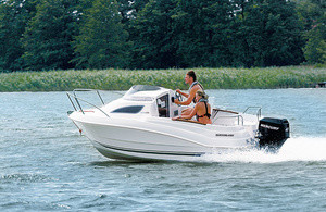 Quicksilver Activ 430 Cabin