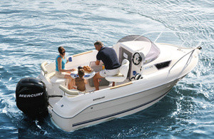 Quicksilver Activ 470 Cabin