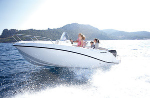 Quicksilver Activ 535 Open