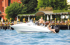 Quicksilver Activ 555 WA