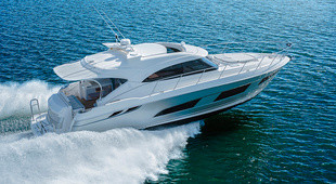 Riviera 4800 Sport Yacht