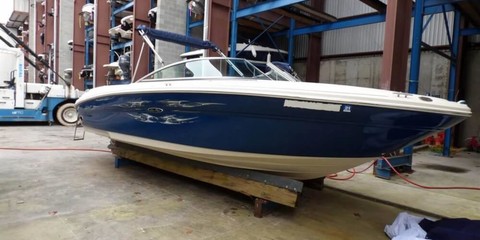 Sea ray 220 select