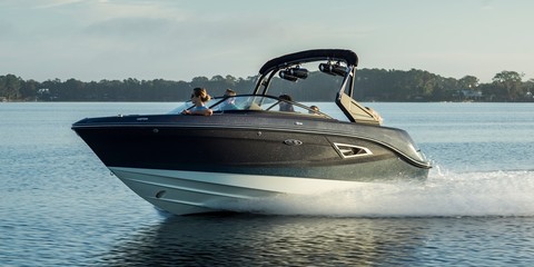 Sea Ray SLX-W 230