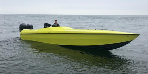 Spectre boats int 32 r