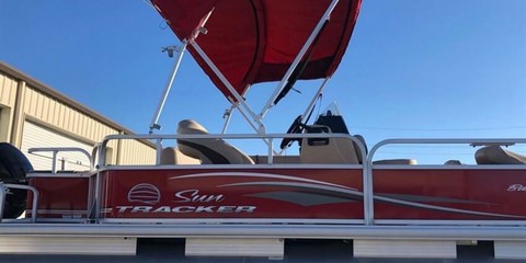 Sun tracker bass buggy 18