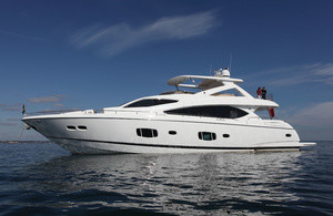 Sunseeker 88 Yacht