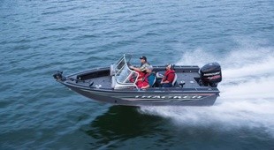 Tracker Targa V-19 WT 40th Anniv