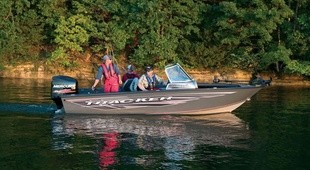 Tracker Targa V-19 WT