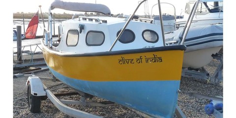 Traditional 16ft fishing boat