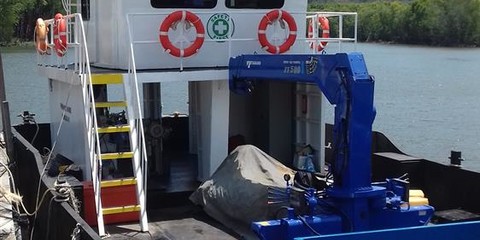 Trang marine cargo barge