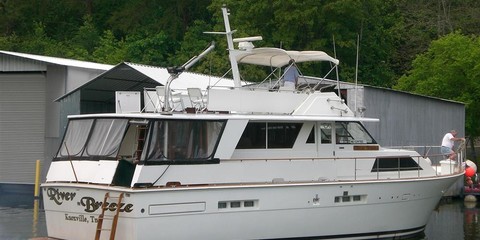 Trojan 54 deckhouse