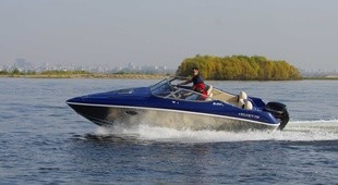 Velvette Cuddy cabin 20 Image / Aluminium