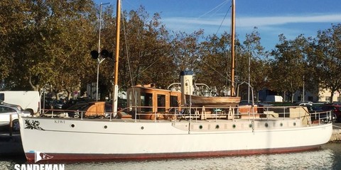 White brothers motor yacht