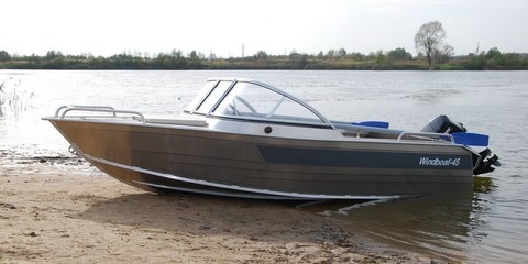 Windboat 45ME