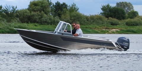 Windboat 48DC