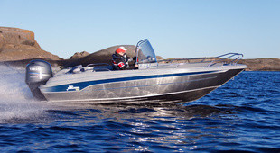 Yamarin Cross 61 Center Console