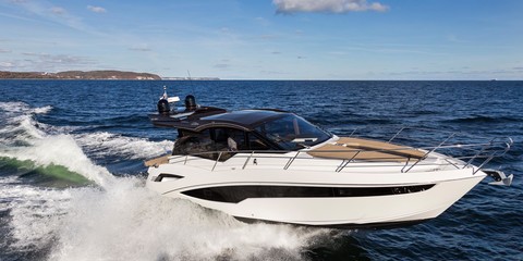 Galeon 425 HTS