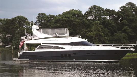 Neptunus flybridge with euro transom