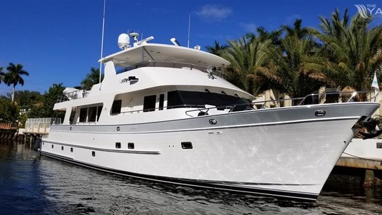 Outer reef yachts lrc cockpit motor yacht
