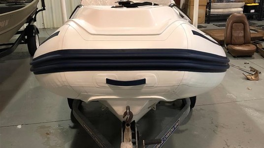 Ab inflatables nautilus 12 dlx rib