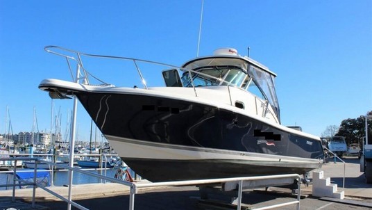 Pursuit 285 offshore