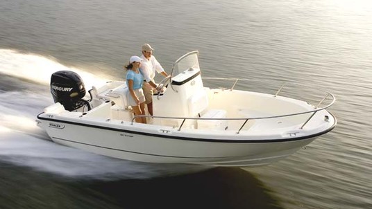 Boston Whaler 190 Outrage