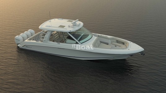 Boston Whaler 380 Realm