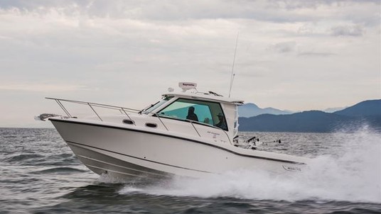 Boston Whaler 315 Conquest Pilothouse
