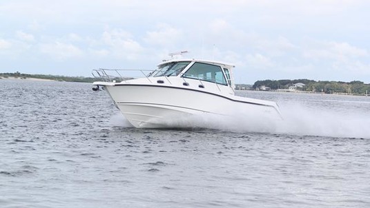 Boston Whaler 345 Conquest Pilothouse
