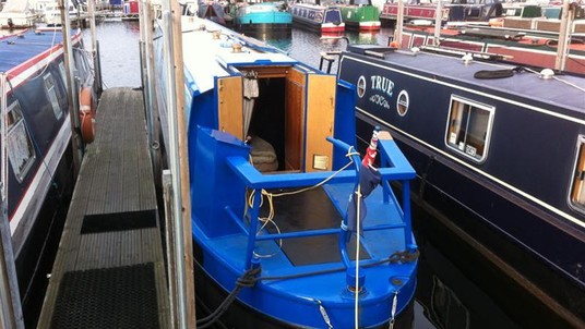 Liverpool boats isuzu
engine