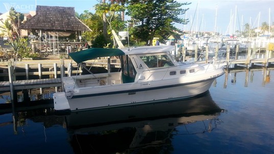Albin Marine te flush deck