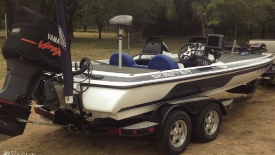 Skeeter zx225