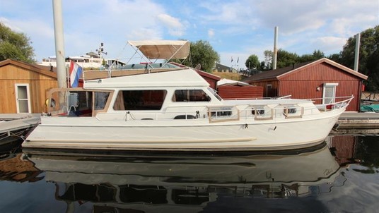 Bowman kruiser 13.50 flybridge