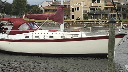 Endeavour yachts 37 sloop