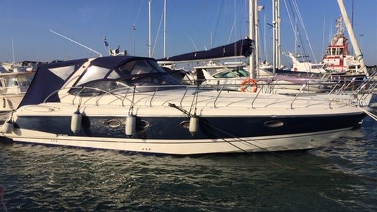Mano marine 38.5 sport